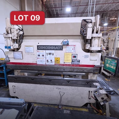 Lot 9_3748113_Cincinnati Proform 90 PF x 8 FT Hydraulic Press Brake